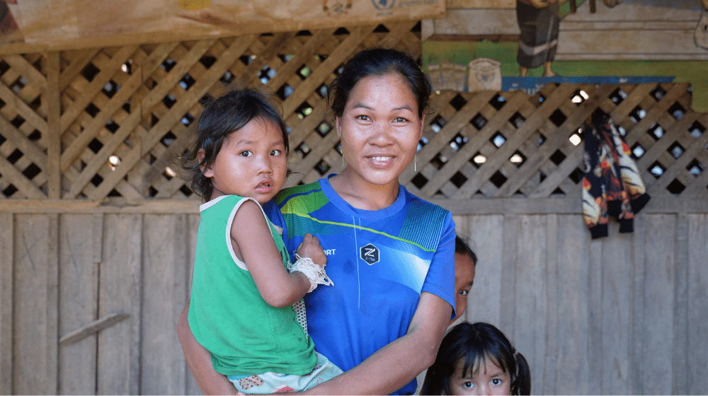 Mother and daughters in Phou Aom village, Namor, Oudomxay/UNFPA Laos